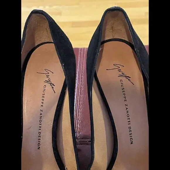 GIUSEPPE ZANOTTI Vintage Black Suede Cutout Pumps Buckle Unique 3” Heel Sz 39 - Picture 4 of 13